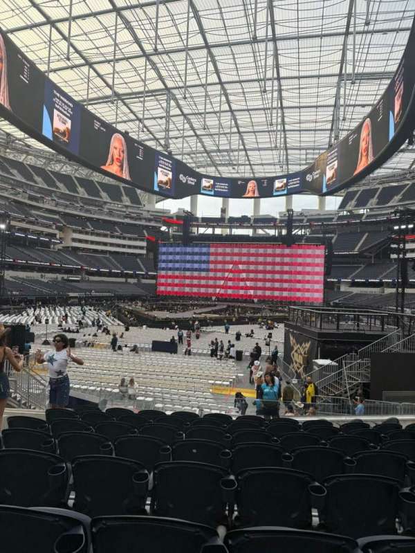 SoFi Stadium, section: 123, row: 11, seat: 11