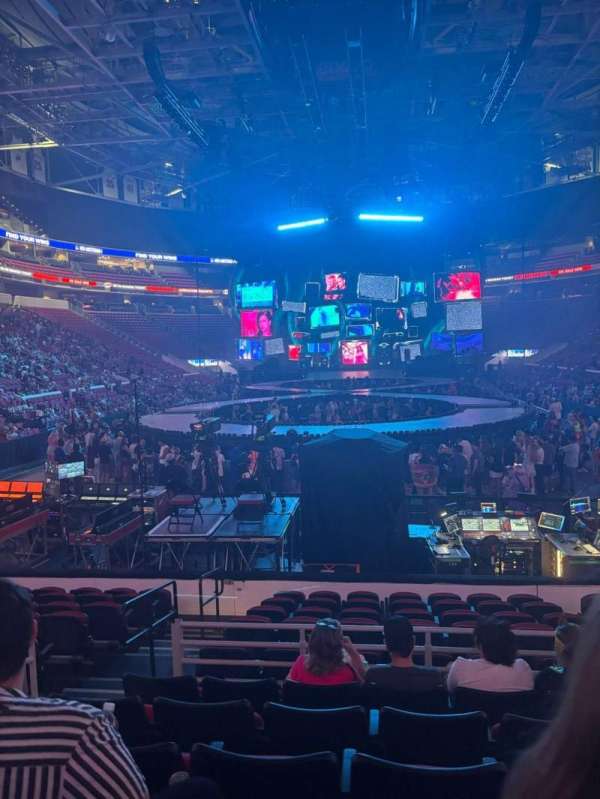 Lenovo Center, section: 126, row: L, seat: 11