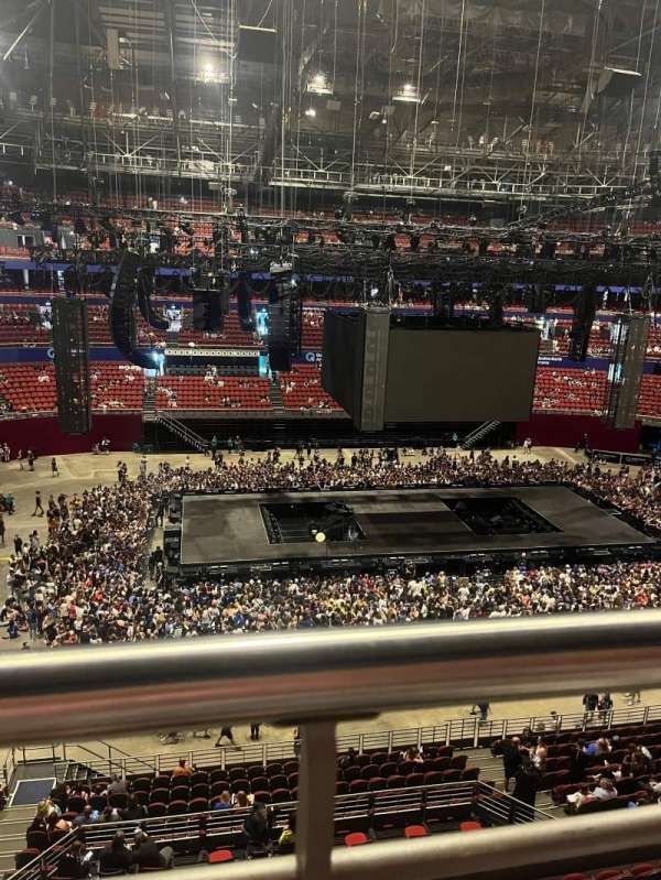 Qudos Bank Arena, section: 64, row: A, seat: 258