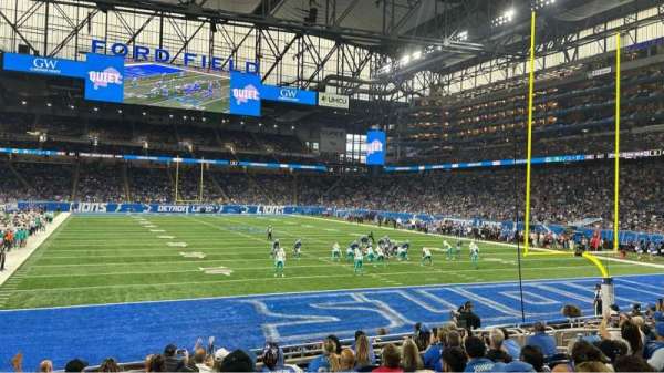 Ford Field, section: 136, row: 13, seat: 8
