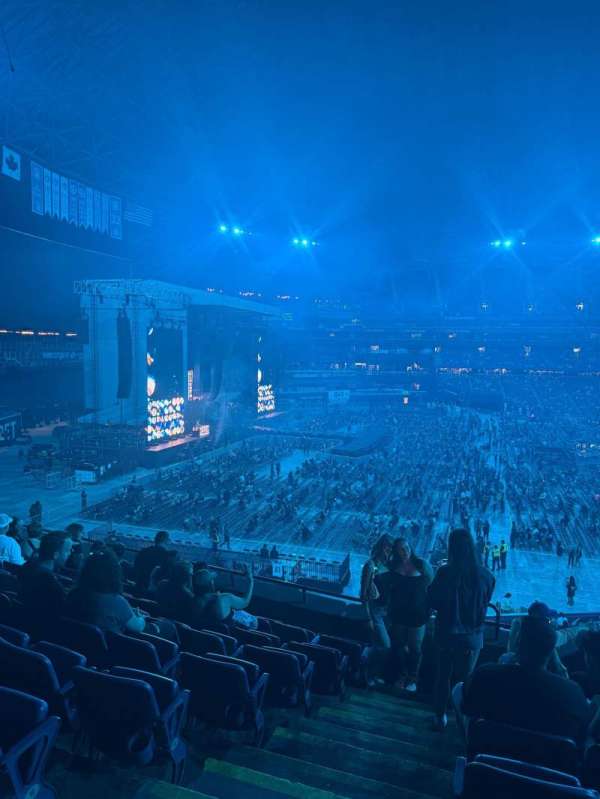 Rogers Centre, section: 237, row: 8, seat: 18
