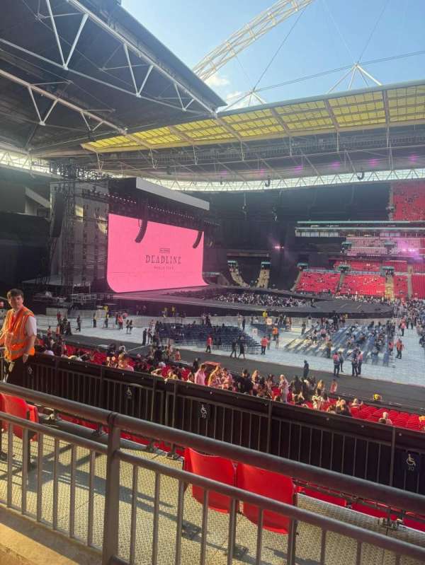 Wembley Stadium, section: 124, row: 32, seat: 29-30