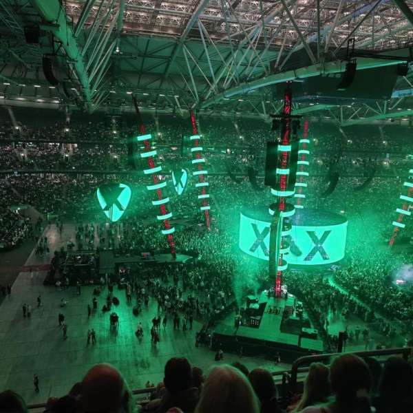 Strawberry Arena, section: 328, row: 8, seat: 98