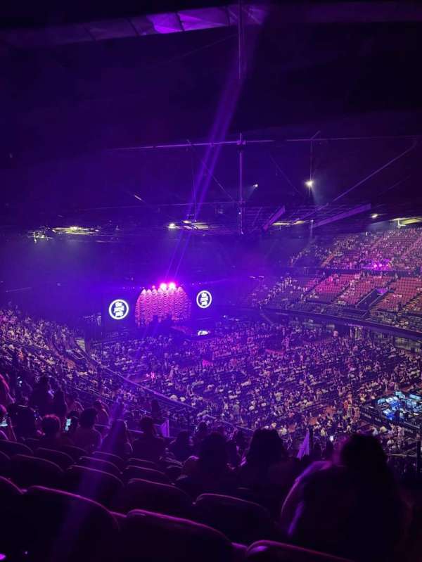 Kia Forum, section: 232, row: 14, seat: 18