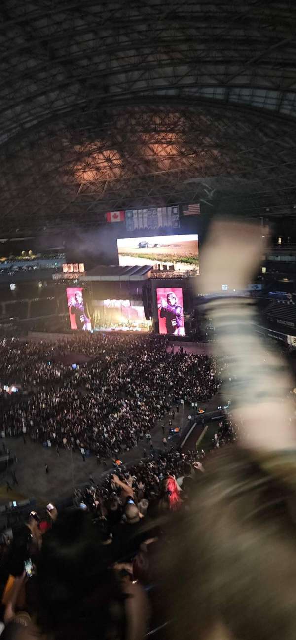 Rogers Centre, section: 517, row: 30, seat: 18