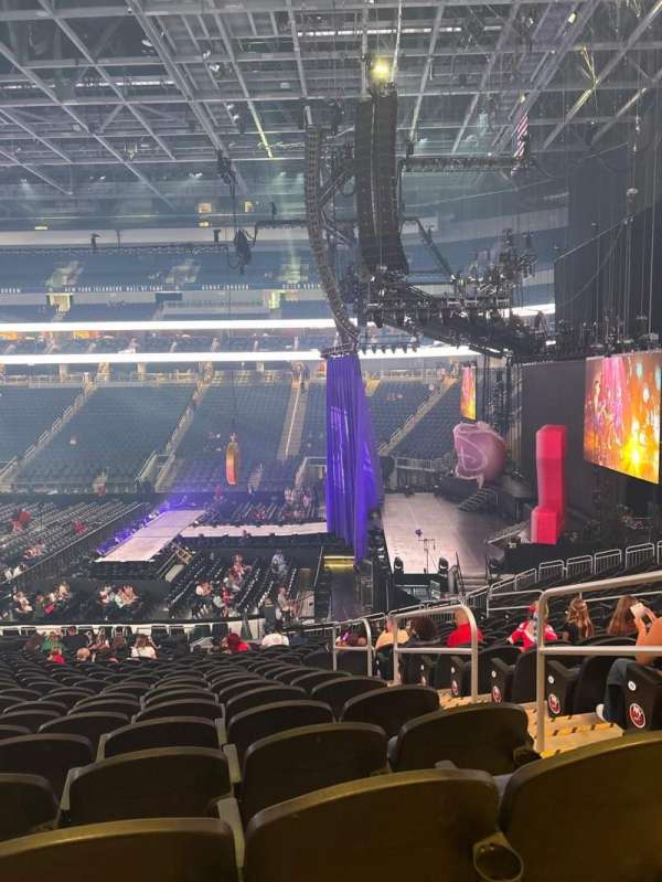 UBS Arena, section: 102, row: 26, seat: 19