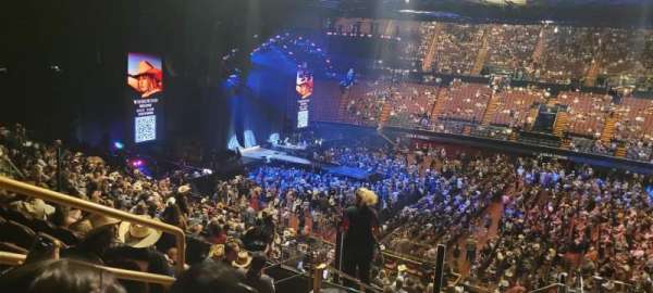 Kia Forum, section: 228, row: 8, seat: 4