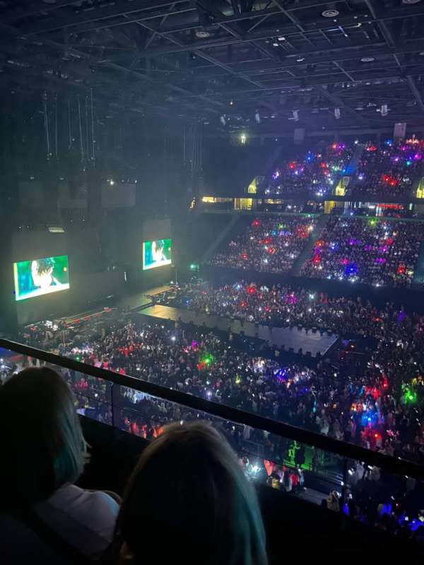 AO Arena, section: 204, row: B, seat: 7