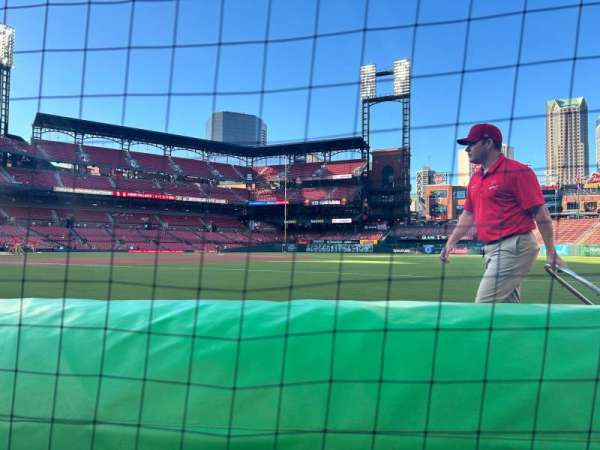 Busch Stadium, section: 139D, row: A, seat: 5