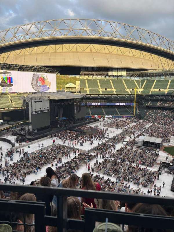 T-Mobile Park, section: 344, row: 9, seat: 12