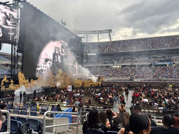 Camping World Stadium, section: 109, row: J, seat: 23