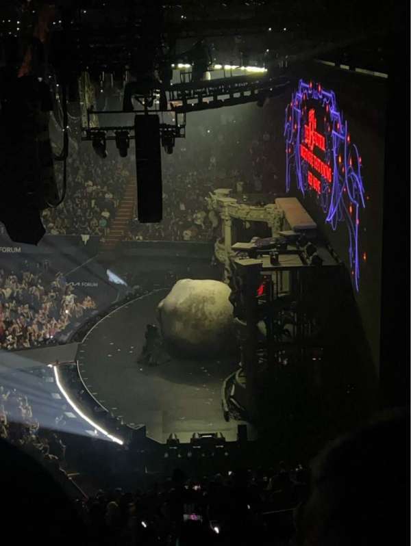 Kia Forum, section: 212, row: 12, seat: 3