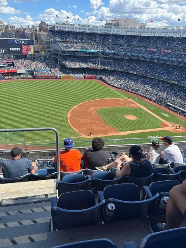 Yankee Stadium, section: 426, row: 5, seat: 21