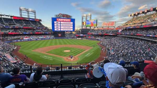 Citi Field, section: 320, row: 4, seat: 6