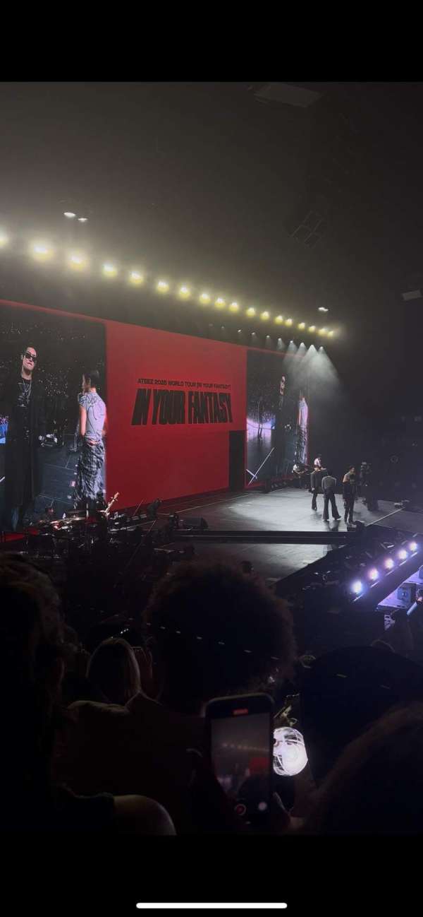 CFG Bank Arena, section: 123, row: M, seat: 11-12