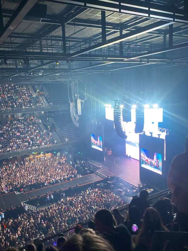 Ziggo Dome, section: 203, row: 8