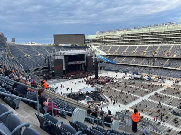 Soldier Field, section: 433, row: 9, seat: 6