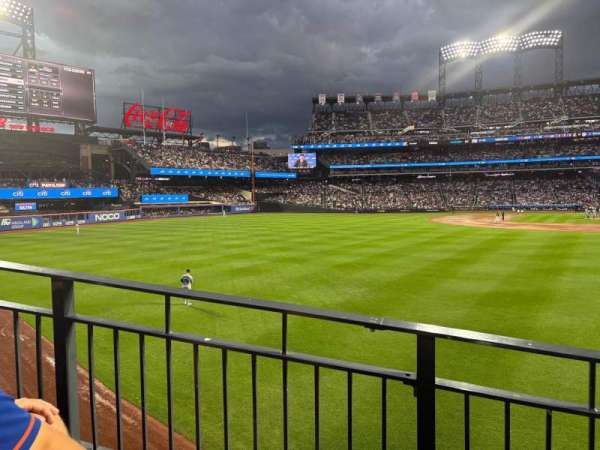 Citi Field, section: 134, row: E, seat: 5