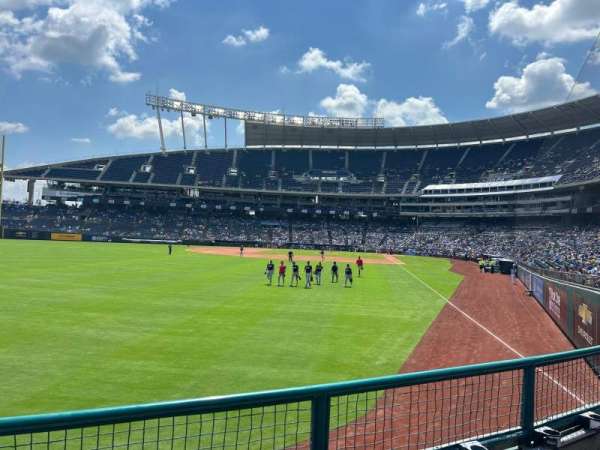 Kauffman Stadium, section: 107, row: L, seat: 4