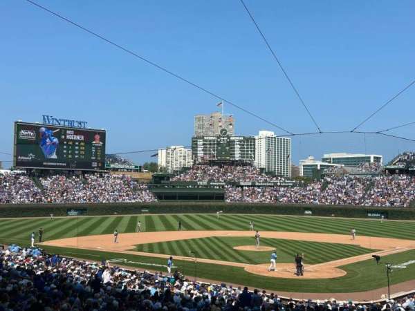 Wrigley Field, section: 216, row: 7, seat: 11