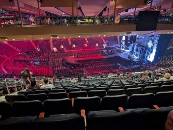 Madison Square Garden, section: 210, row: 24, seat: 3