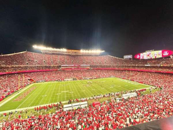 Arrowhead Stadium, section: 303, row: 1, seat: 11