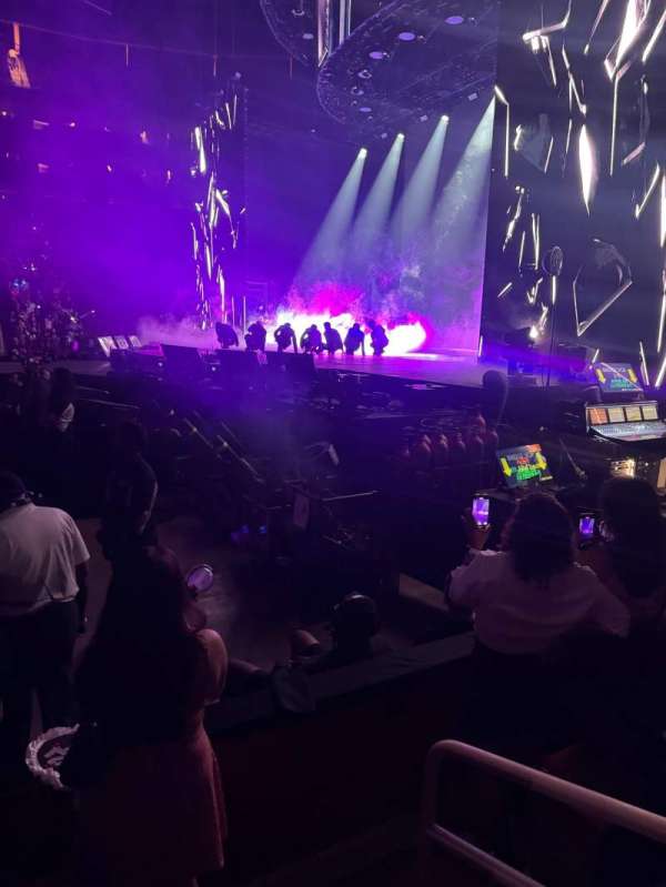 Toyota Center, section: 106, row: 3, seat: 1