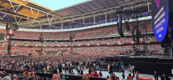 Wembley Stadium, section: 141, row: 14, seat: 211
