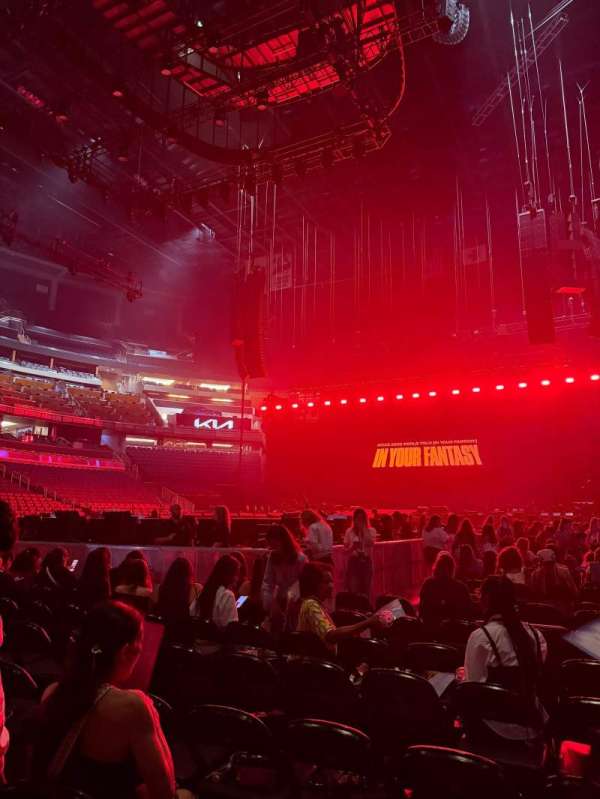 Kia Center, section: Floor 7, row: A, seat: 1