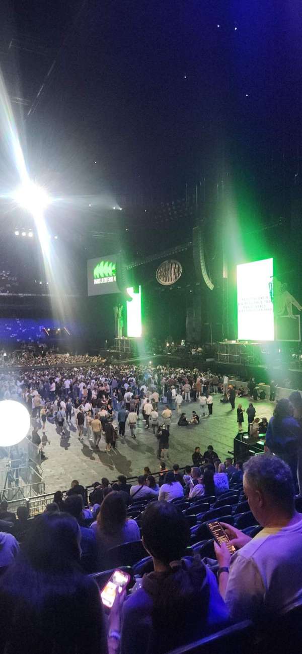 Paris La Défense Arena, section: 116, row: 20, seat: 2