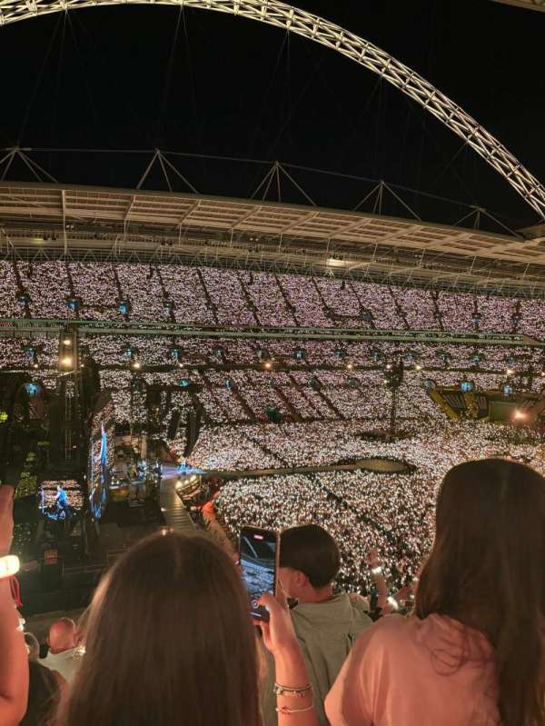 Wembley Stadium, section: 530, row: 7, seat: 110