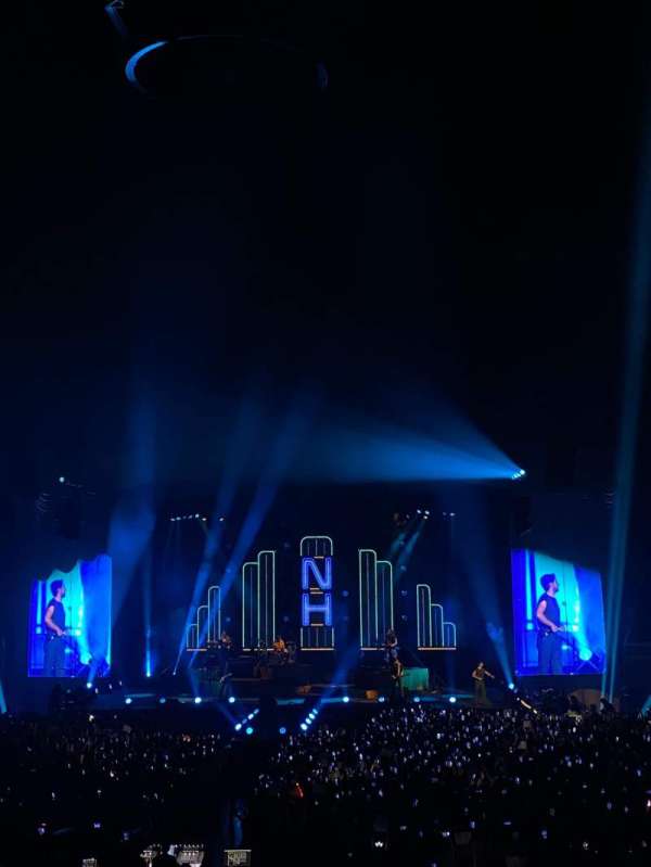 SM Mall of Asia Arena, section: LBA REG, row: B, seat: 10