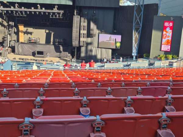 Shoreline Amphitheatre, section: 201, row: U, seat: 35