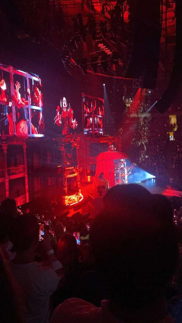 Madison Square Garden, section: 116, row: 16, seat: 8