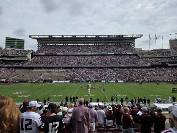 Kyle Field, section: FB7, row: 19, seat: 9
