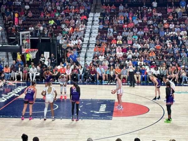 Mohegan Sun Arena, section: 15, row: M, seat: 15