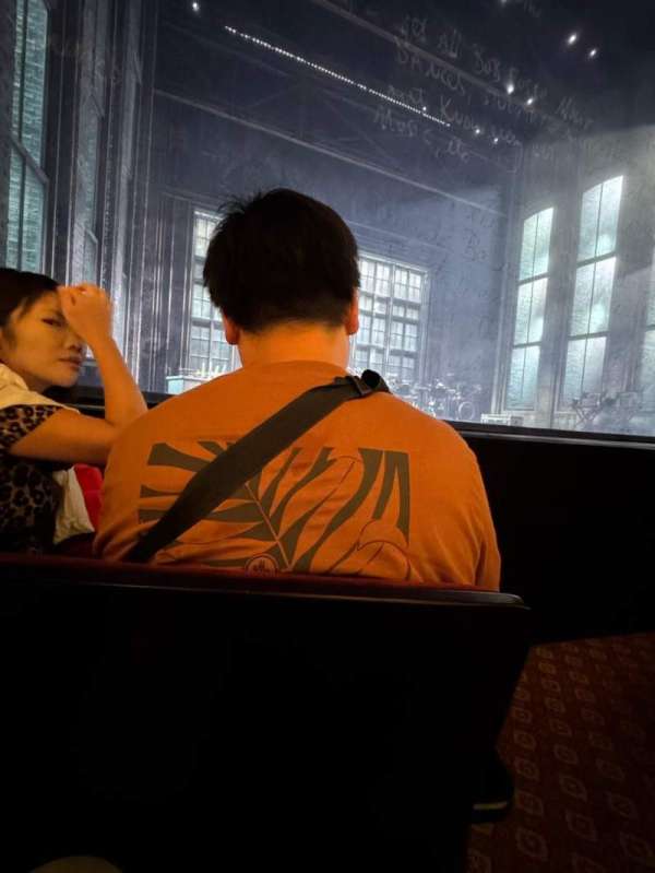 Neil Simon Theatre, section: Orchestra L, row: A, seat: 1