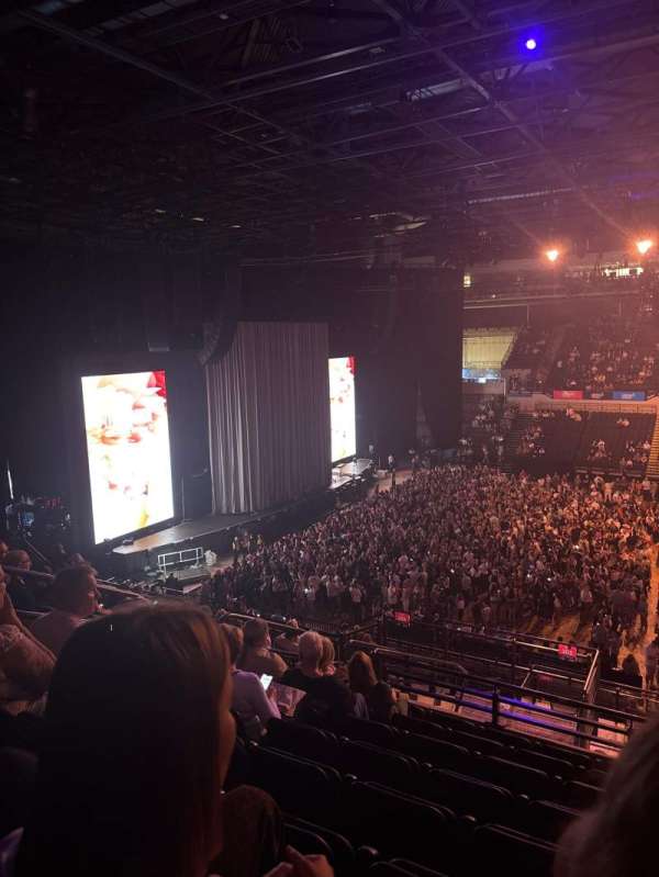 utilita arena sheffield, section: 203, row: N, seat: 7