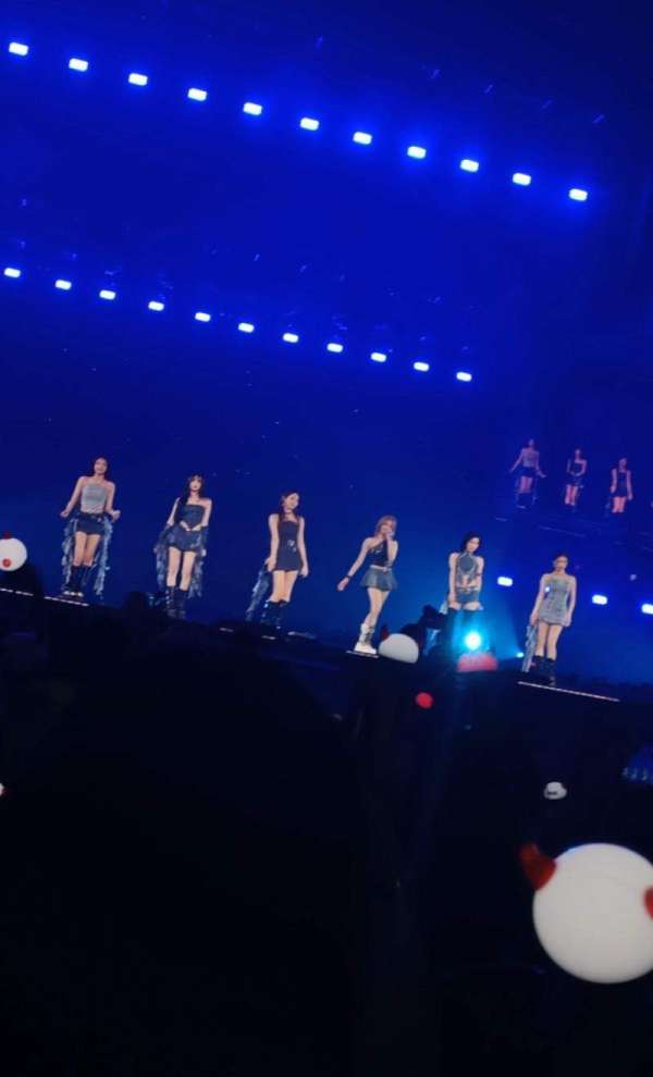 Singapore Indoor Stadium, section: Pb1, row: 9, seat: 8