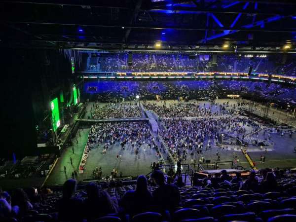 Paris La Défense Arena, section: 403, row: 61, seat: 7