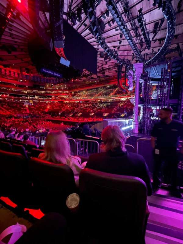 Madison Square Garden, section: 109, row: 6, seat: 15