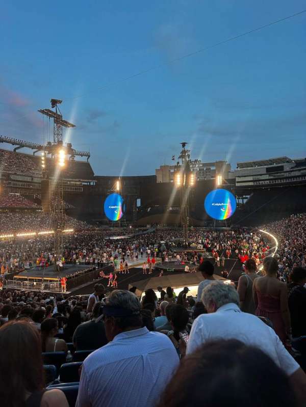 Gillette Stadium, section: 140, row: 27, seat: 2