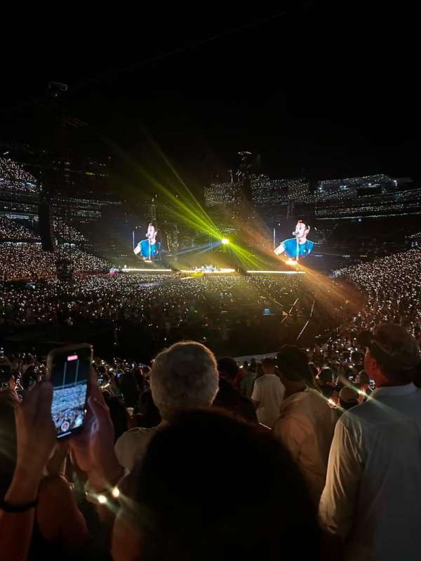 Gillette Stadium, section: 140, row: 27, seat: 2