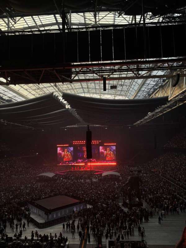 Johan Cruijff ArenA, section: 428, row: 7, seat: 204