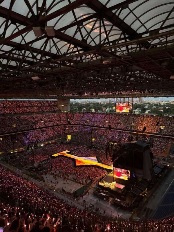 San Siro, section: 322, row: 11, seat: 2