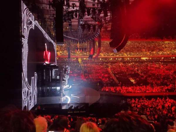 Madison Square Garden, section: 115, row: 17, seat: 17