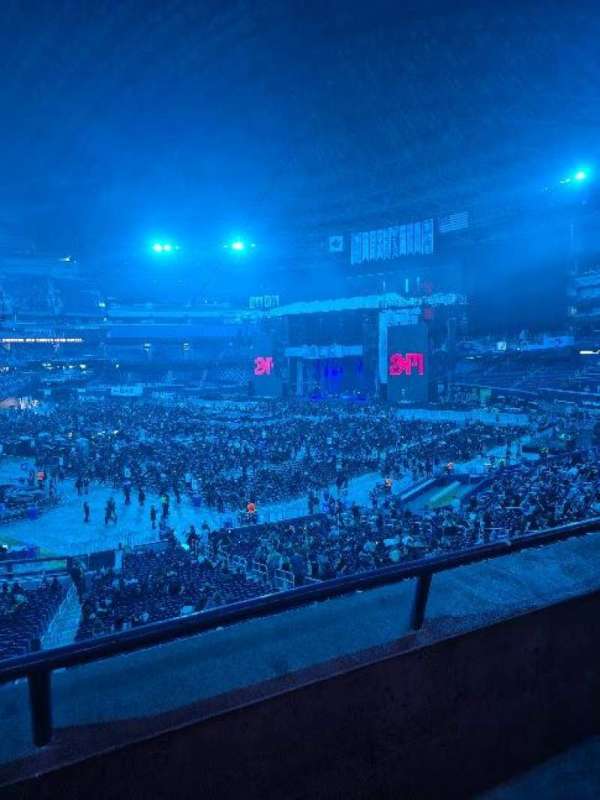 Rogers Centre, section: 216, row: 2, seat: 7