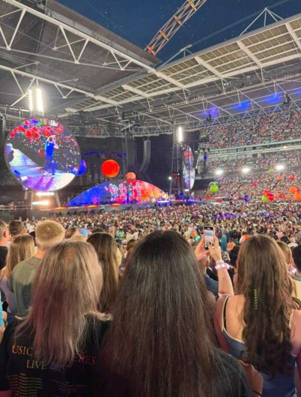 Wembley Stadium, section: 122, row: 15, seat: 318