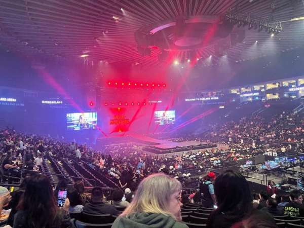 Oakland Arena, section: 110, row: 17, seat: 15