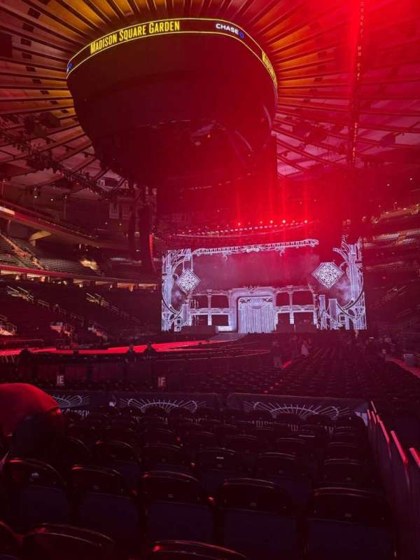 Madison Square Garden, section: Floor C, row: 9, seat: 9